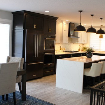 Coal Valley, IL- What's Black & White and Gold All Over? This On-Trend Kitchen