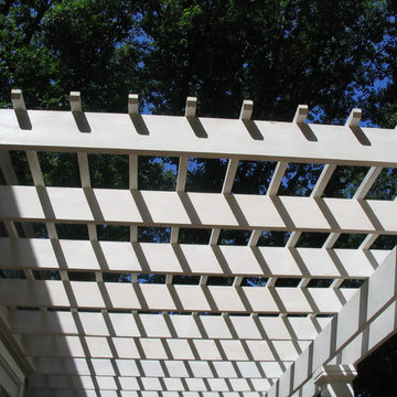 Holmdel, NJ Ipe and Azek Deck with Cedar Pergola