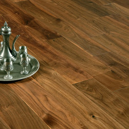 Garrison II Distressed - Walnut Natural Hardwood Flooring - 複合フローリング