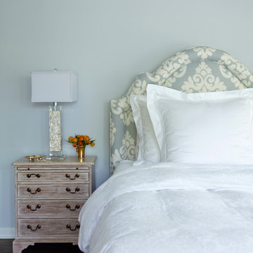Mixing Modern with Traditional: Rowayton Home