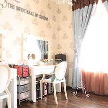 make up room