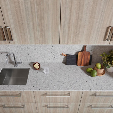 Wilsonart® Quartz | Karekare | Q3015