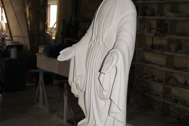 Sculpture d'une Vierge pour une mairie