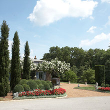 driveway/garage