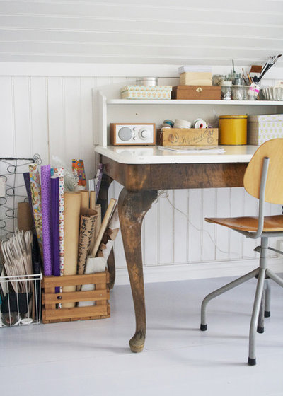 Shabby-chic Style Home Office by Jeanette Lunde