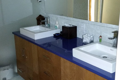 Home design - modern home design idea in Tampa