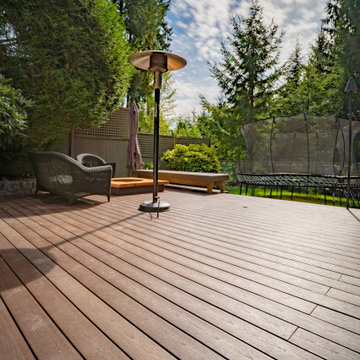 Timeless Family Deck - Composite Decking with Fire Pit