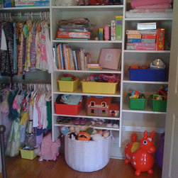 Sunny Project - Closet Storage