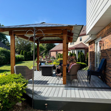 Cedar Pavilion with Metal Roofing w/ Trex Deck
