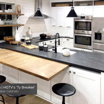Ice White Shaker Cabinets | Ty Breaker