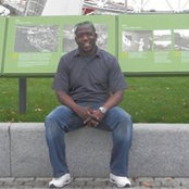 Oliver Odundo's photo
