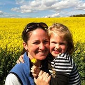 Cara DeJong's photo