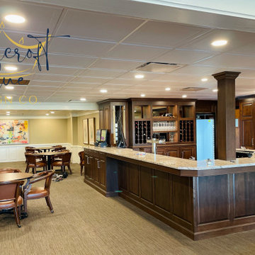 19th Hole Bar and Dining Room