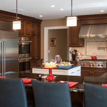 Cherry Licorice & English Linen Kitchen