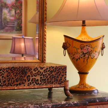 Fearless Color Living Room: Lamp & Leopard