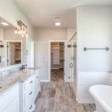 Brady’s Bathroom