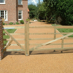 Resin Bound surfacing Driveways, Kings Bromley - Landscaping Stones And Pavers