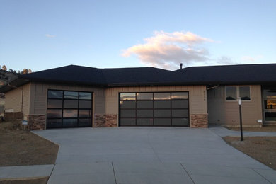 Example of a minimalist garage design