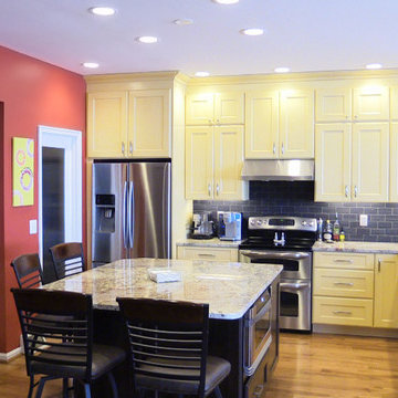 Maple/Custom Color-Peppercorn/ Fairfield