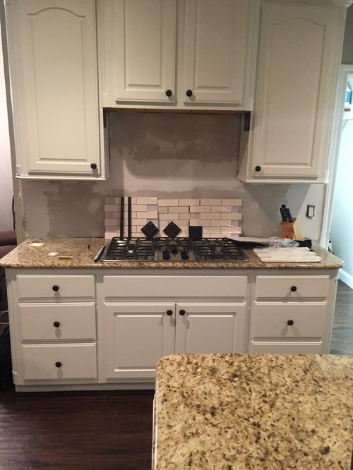 Backsplash accent rule of thumb?