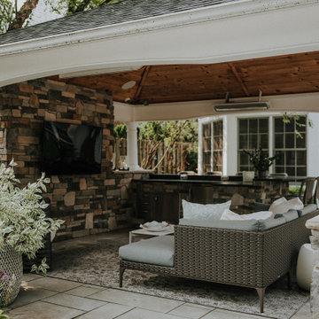 Outdoor Living Oasis