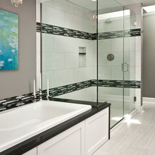 Gray master bath