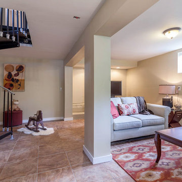 1940's Cottage in Hampton Terrace Sold After Rehab, Staging & Listing