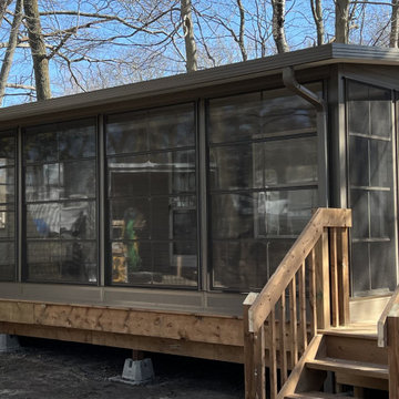 Stacking Window/Sunroom for Trailer