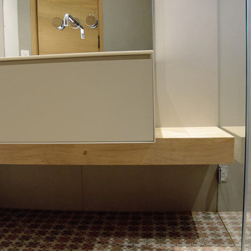 Salle de Bain . H