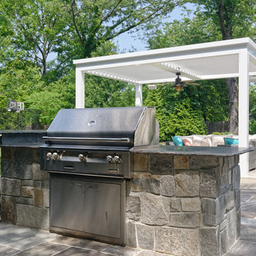 Outdoor Kitchen and Dining Area for the Best in Outdoor Living