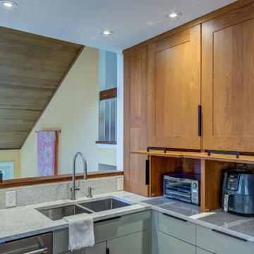 Rethinking a 1960s Contemporary
