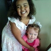 Kim Mills's photo