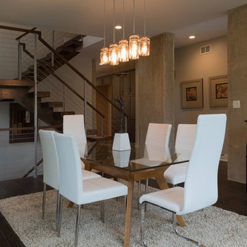 Open riser stairs with stainless steel cable wire railing