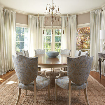 Hamptons Beach Cottage - Refined