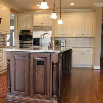Exquisite Lot 163, Maple Linen and Maple Praline