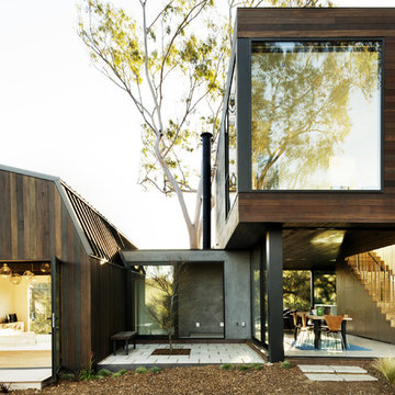 Oak Pass Guesthouse