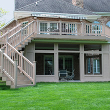 Bottom deck corners