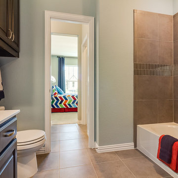Lexington Country Impression - 550 Hayden Model