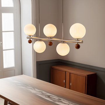 The Dining Light of Moor Manor
