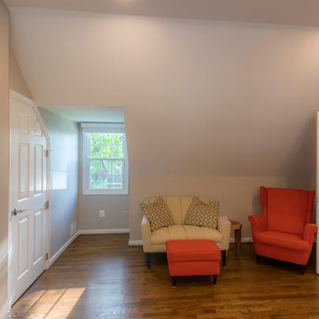 Another sitting area in the master suite.