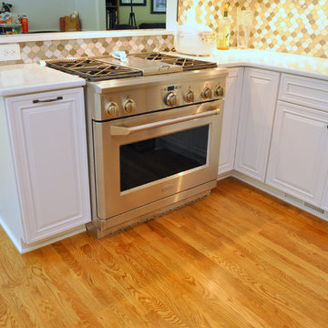 Classic Traditional White Kitchen / Rockville, MD