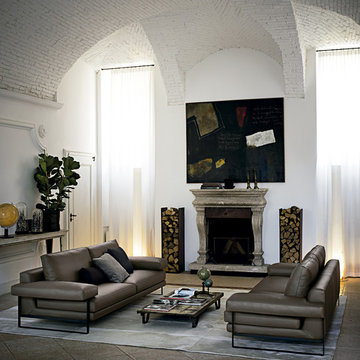 Selling: Ego Sofa