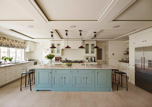 Country Kitchen by Mark Wilkinson Kitchens, Harrogate