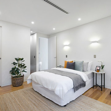 Luxury Lifestyle with Harbour Bridge and City Views in Lilyfield
