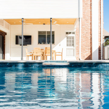 Side Courtyard Cabana