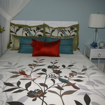 Colourful Basement Guestroom
