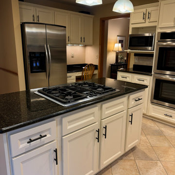 Kitchen Remodel Done With Cabinet Refacing