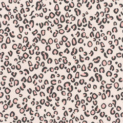 Cicely Pink Leopard Skin Wallpaper