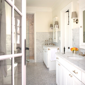 Bathroom spa American Revival