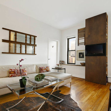 Chelsea Brownstone Apartment